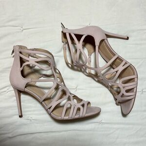 Beautiful dress sandals size 11